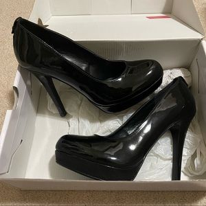 Black Pumps/ Heels Size 7